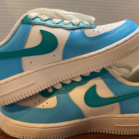 NIKE AIR FORCE 1 LOW TOP - NEW Custom Painted ~Size 1.5Y - Picture 11 of 11